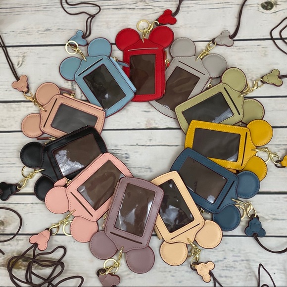 Mickey Mouse Lanyard Credit Card Holder Keychain - Picture 3 of 13